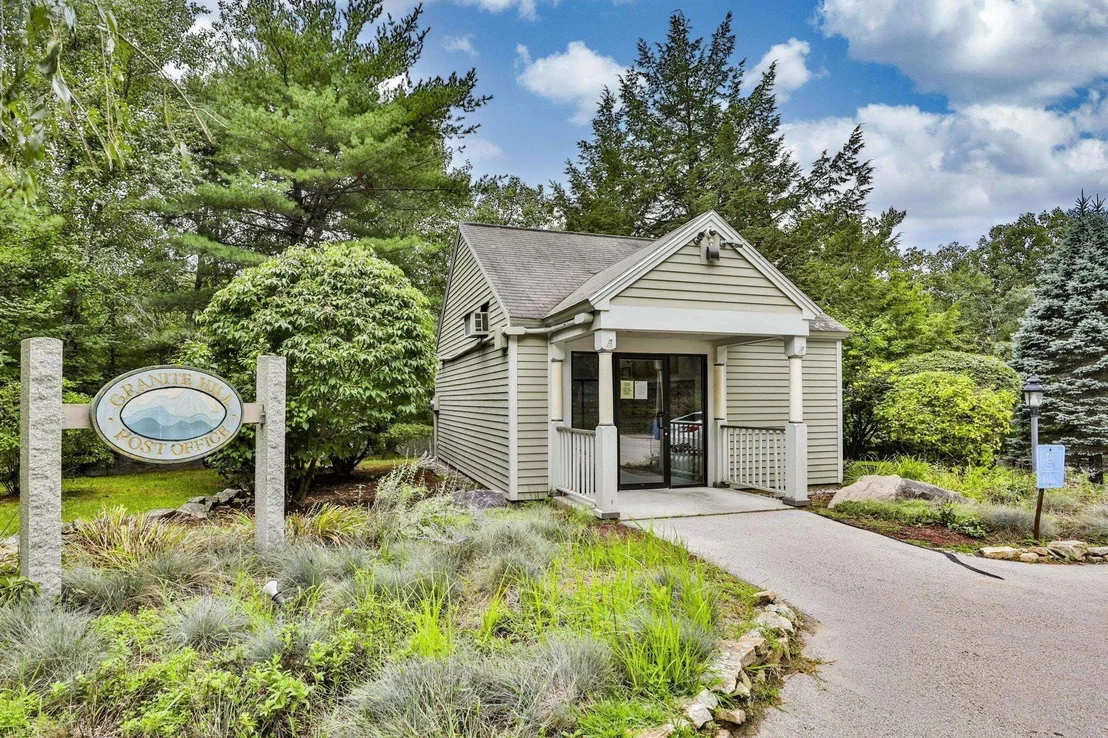 Photo of Unit 23 at 1465 Hooksett