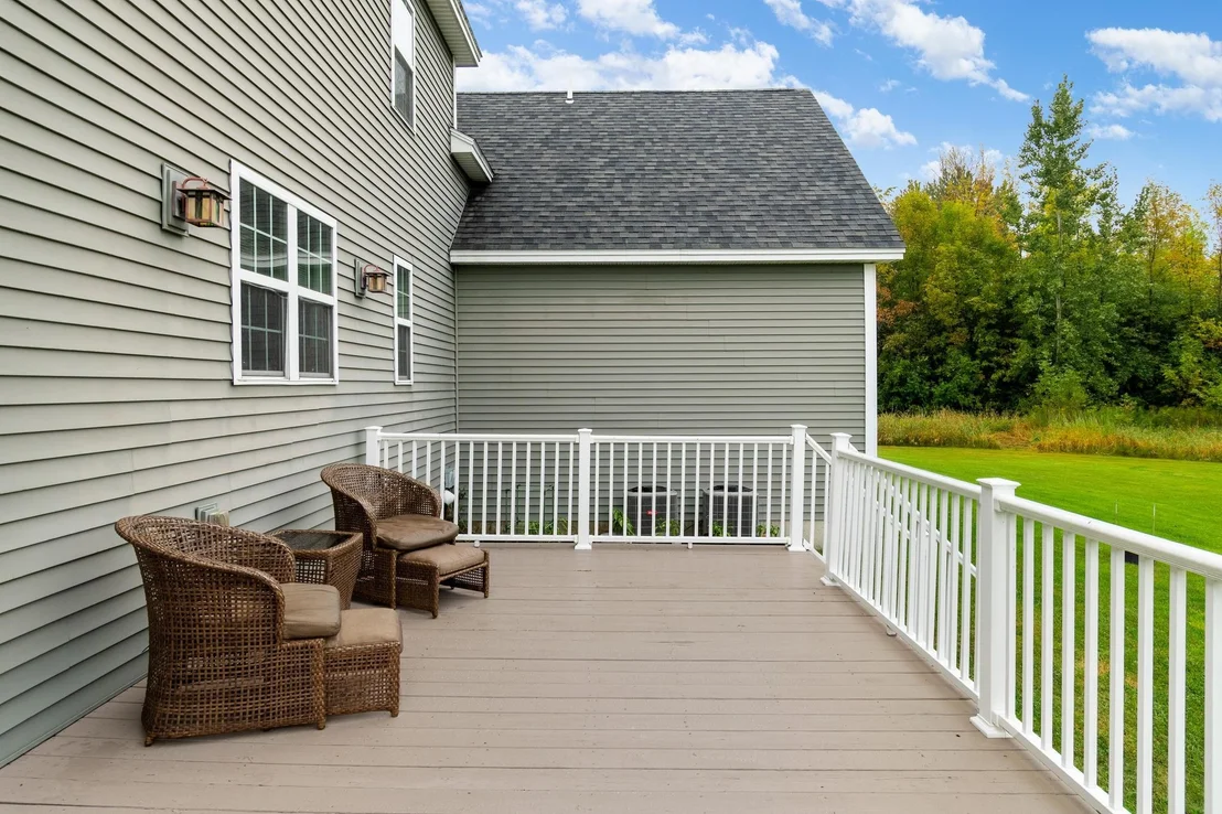 Photo of 8 Meadow View