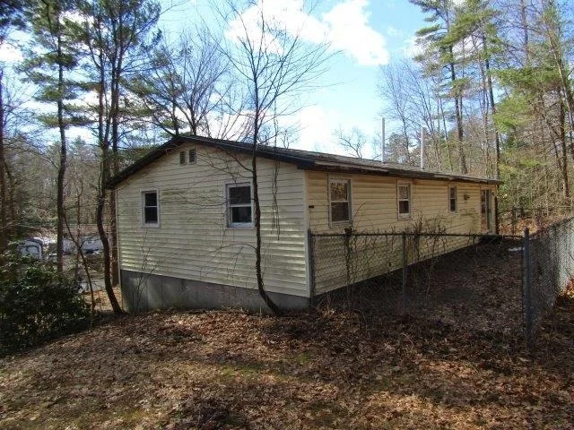 Photo of 11 Bartlett
