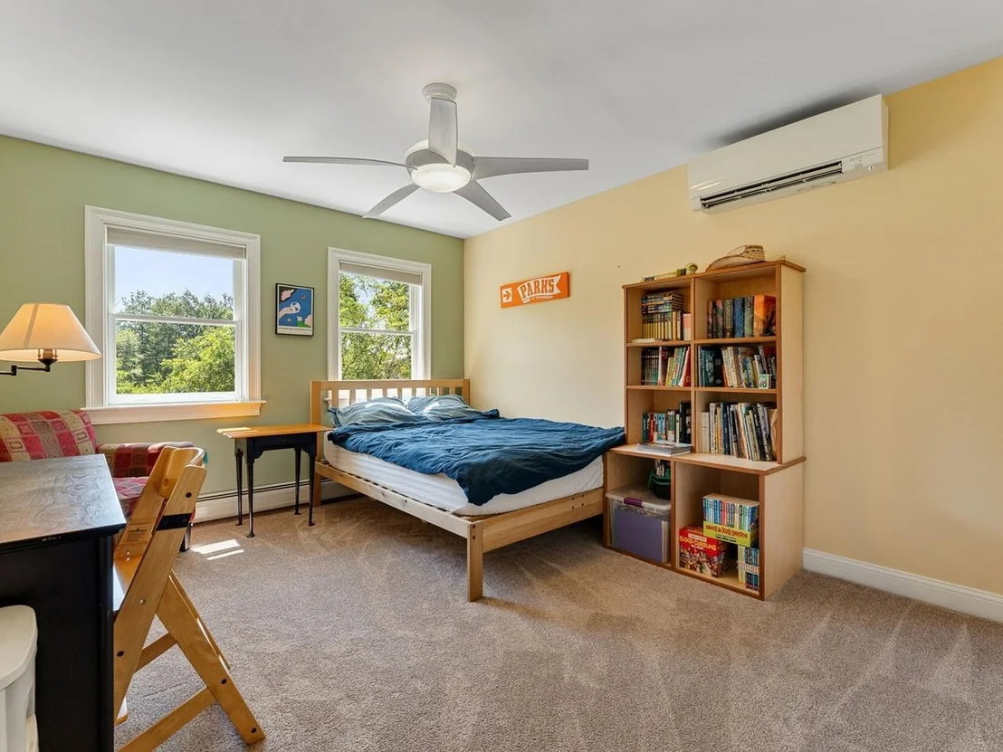 Photo of 55 Applewood