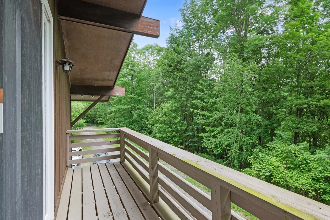 Photo of 153 Eagle Rock