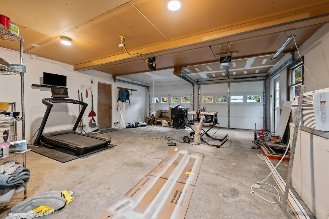 Photo of 42 Crestwood
