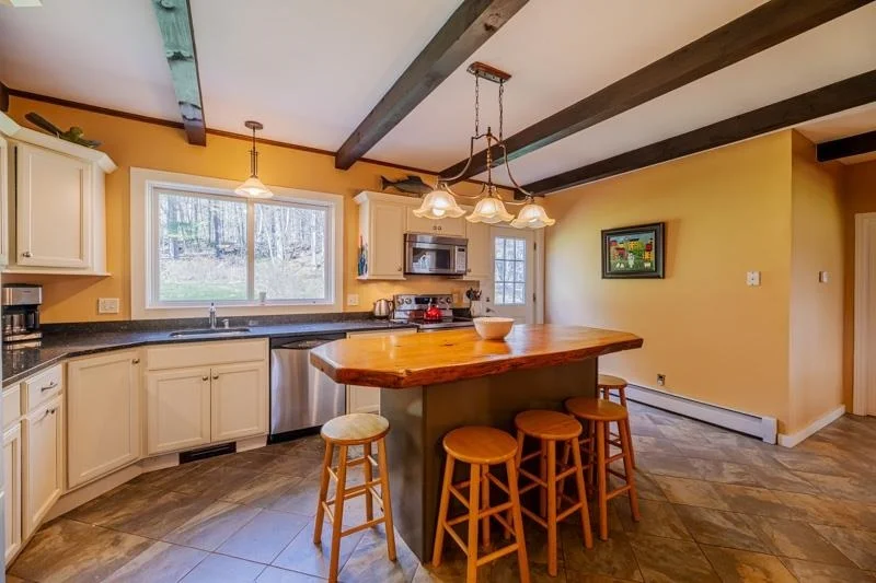 Photo of 1731 Three Maple