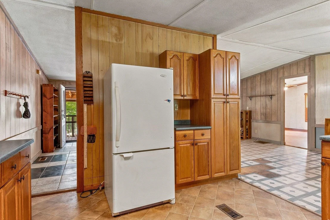 Photo of 99 Pine Ridge