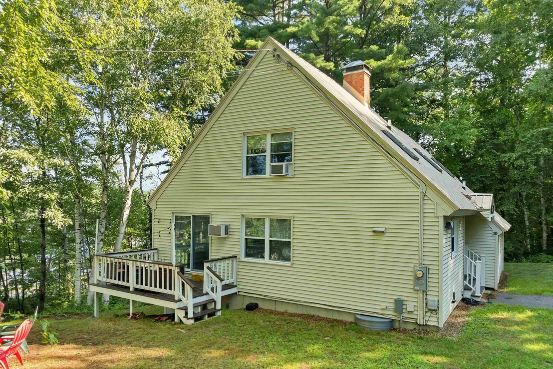 Photo of 10 Lakeview