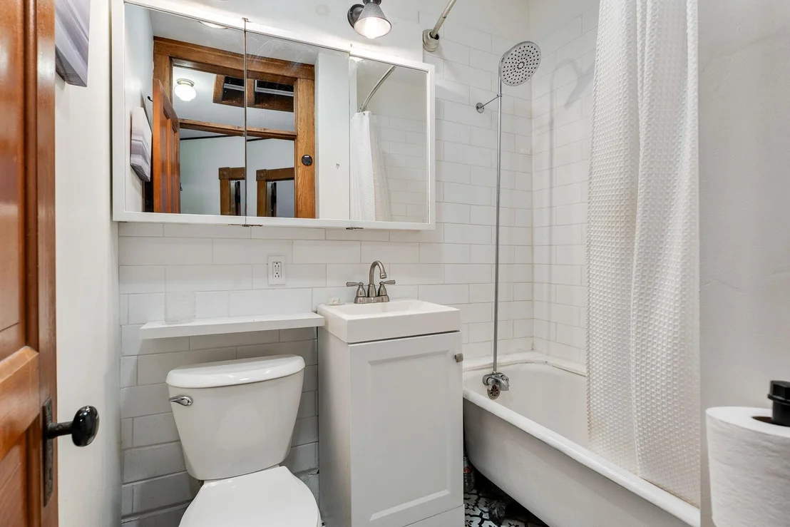 Photo of 208 Elm