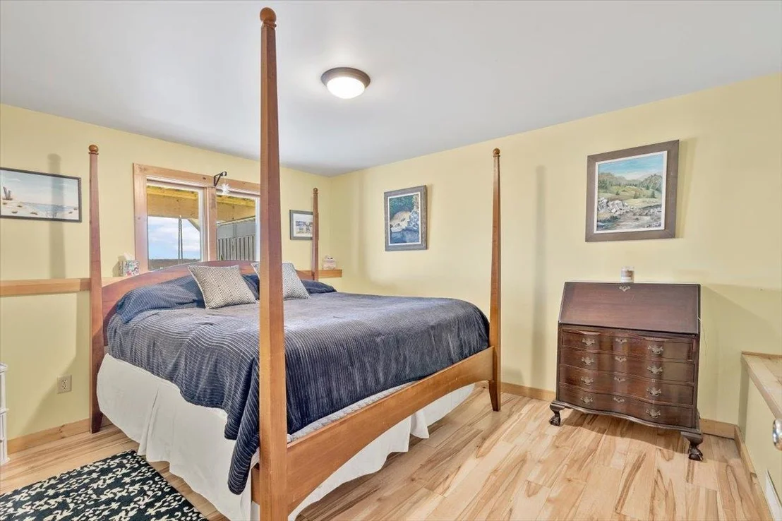 Photo of 68 Whitecap