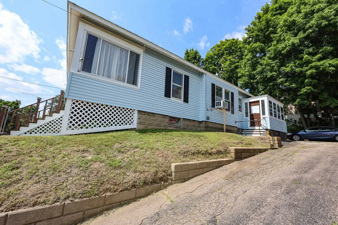 Photo of 80 Baldwin