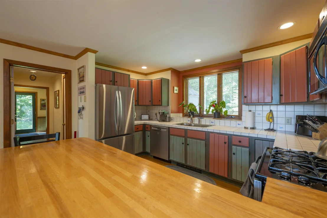 Photo of 438 Redfield Proctor