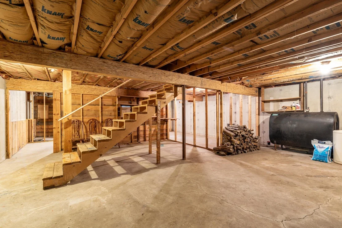 Photo of 708 2Nd Crown Point