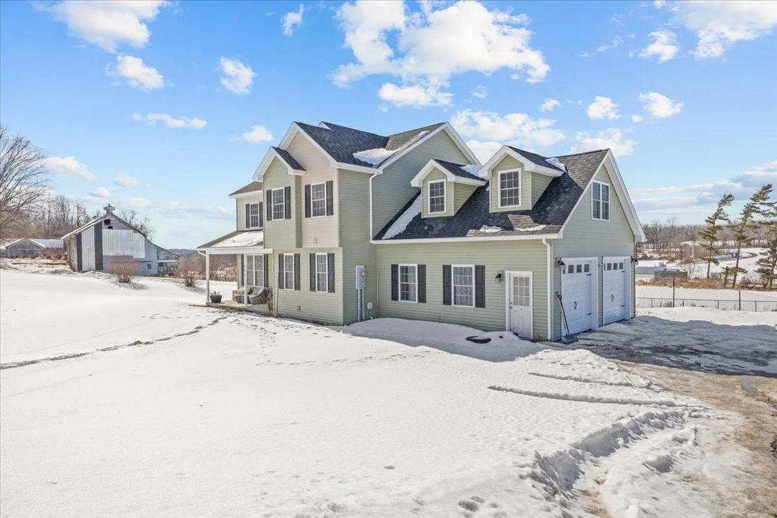 Photo of 693 Brigham