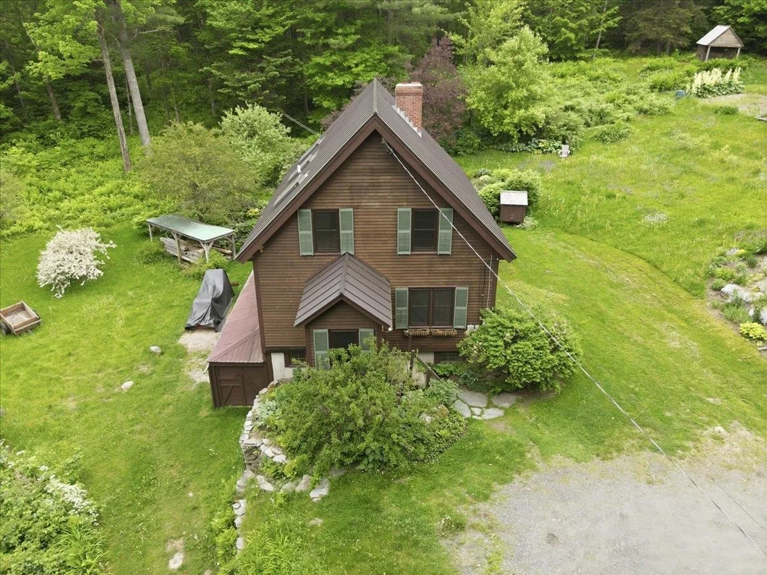 Photo of 1378 Hallstrom