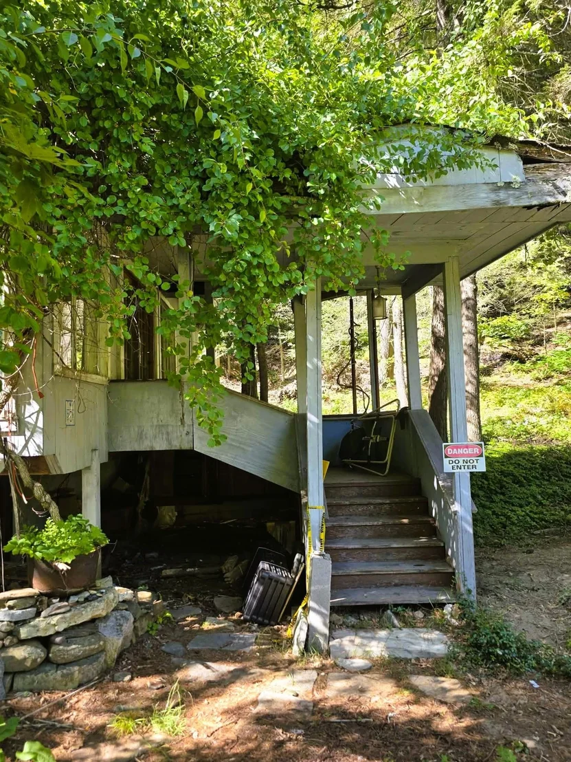 Photo of 1107 Broad Brook