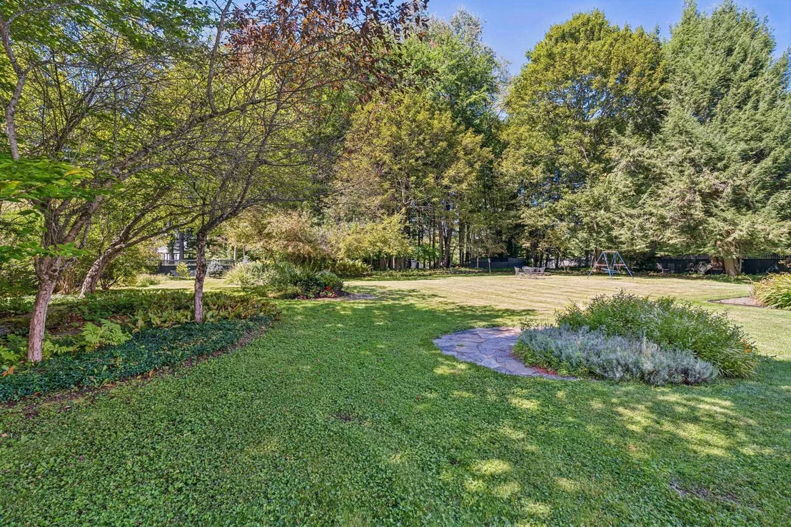 Photo of 7 Conant