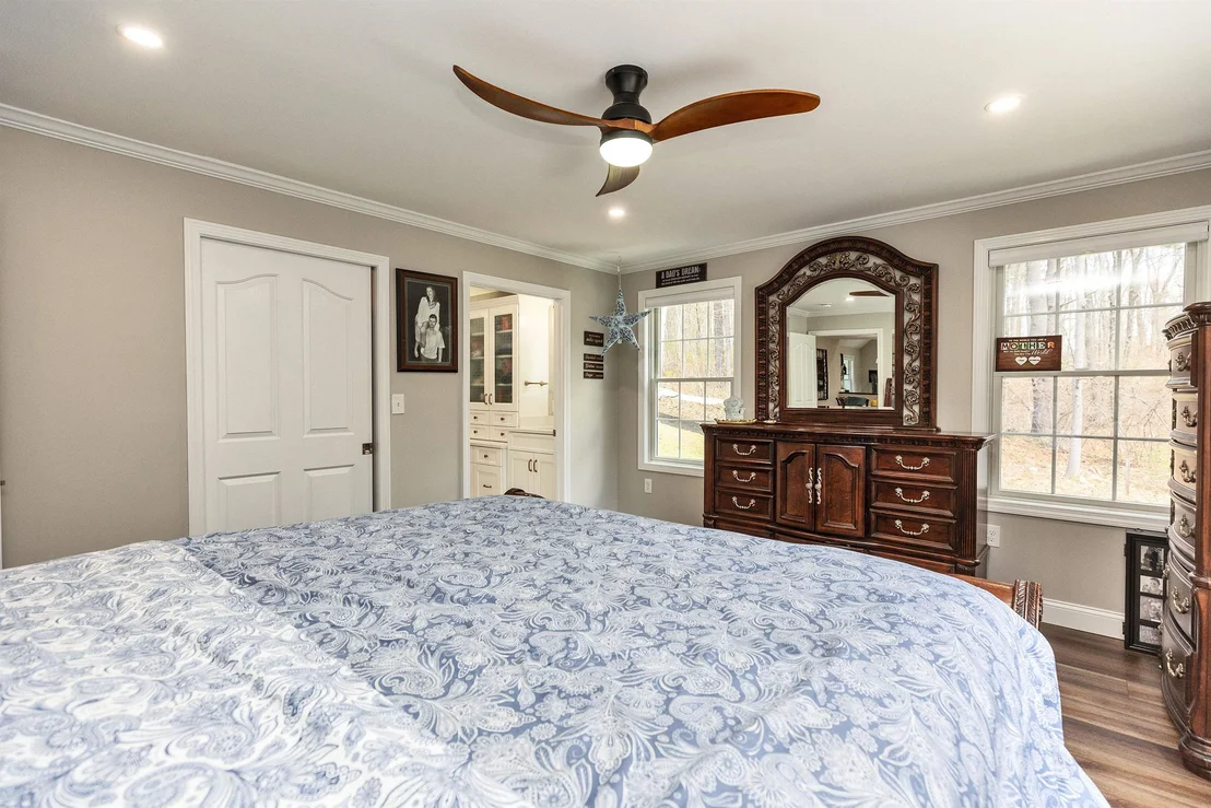 Photo of 13 Johnson