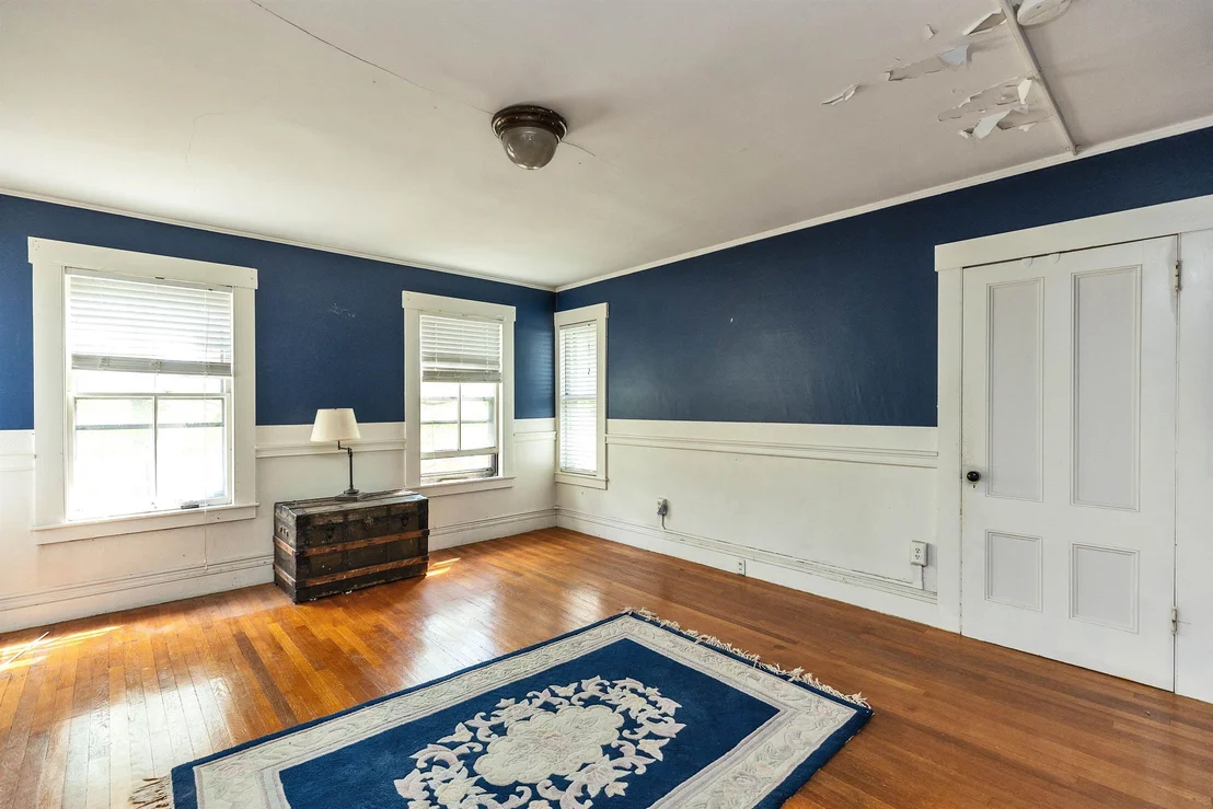 Photo of 24 Maple