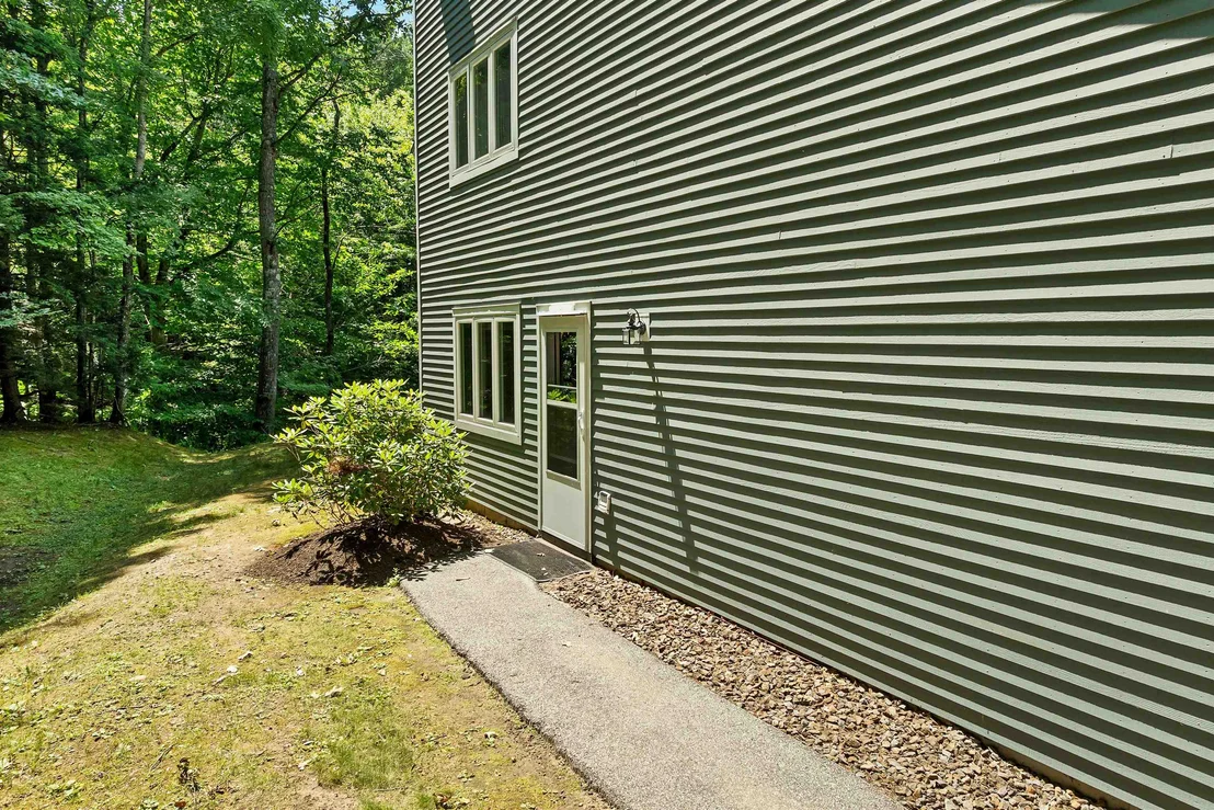 Photo of Unit 1 at 36 Circle
