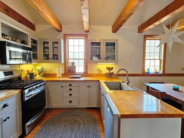 Photo of 192 Apple Hill