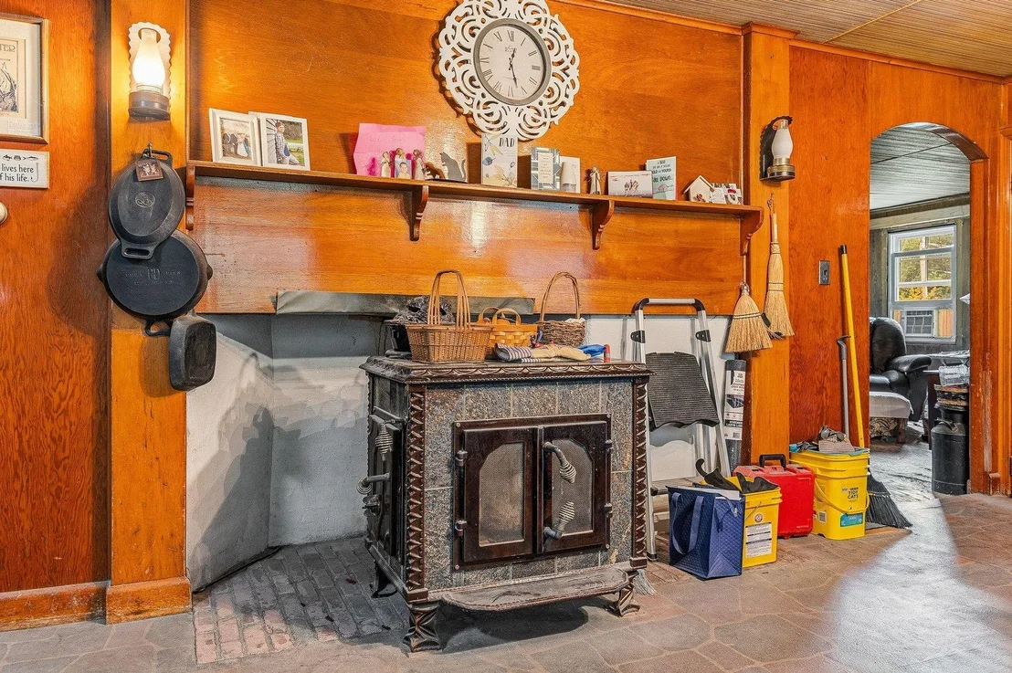 Photo of 22 Carr