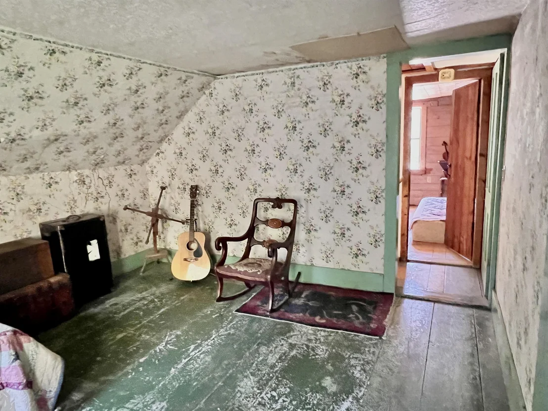 Photo of 575 Somers