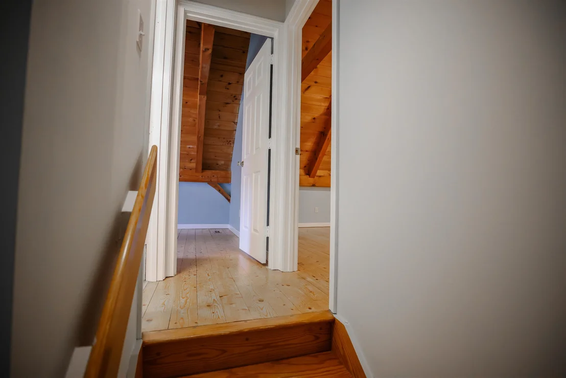 Photo of 570 Upper Meehan