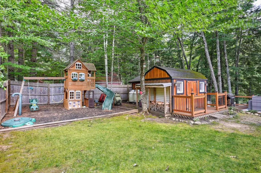 Photo of 633 Cobb Farm
