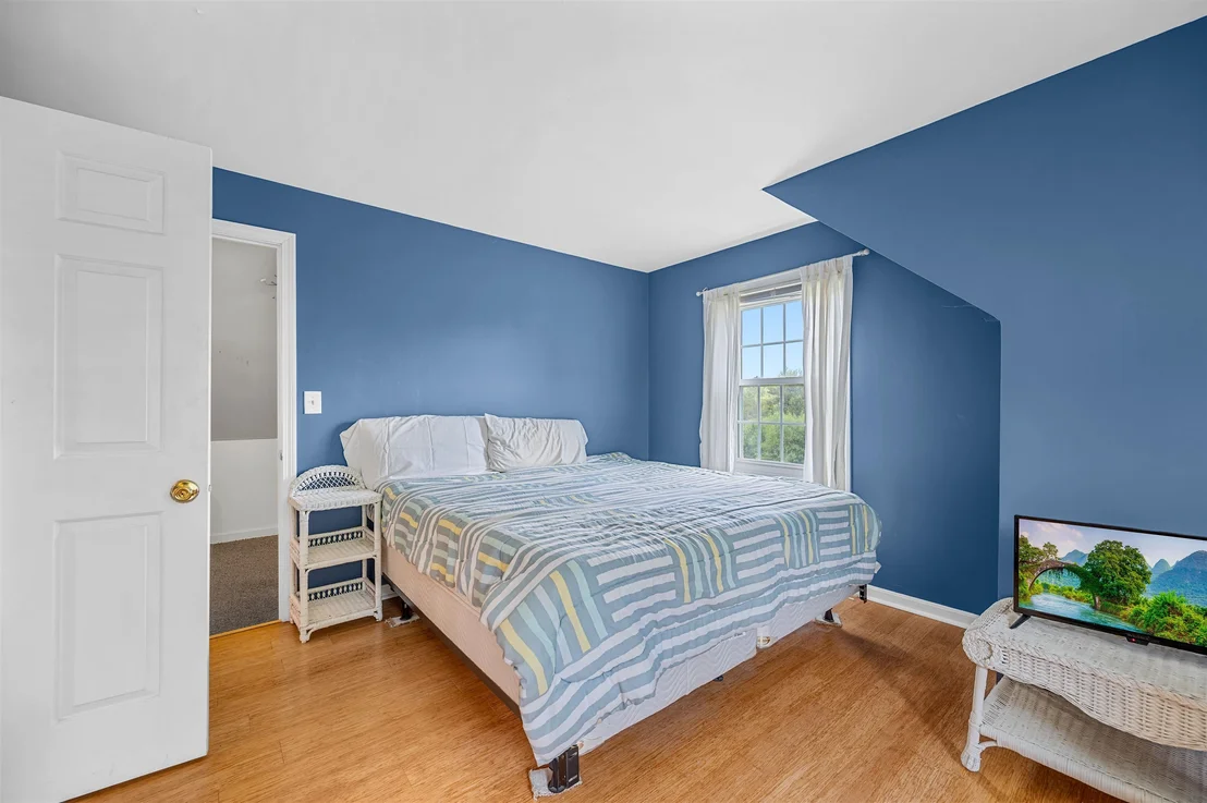 Photo of 2323 Snowbridge