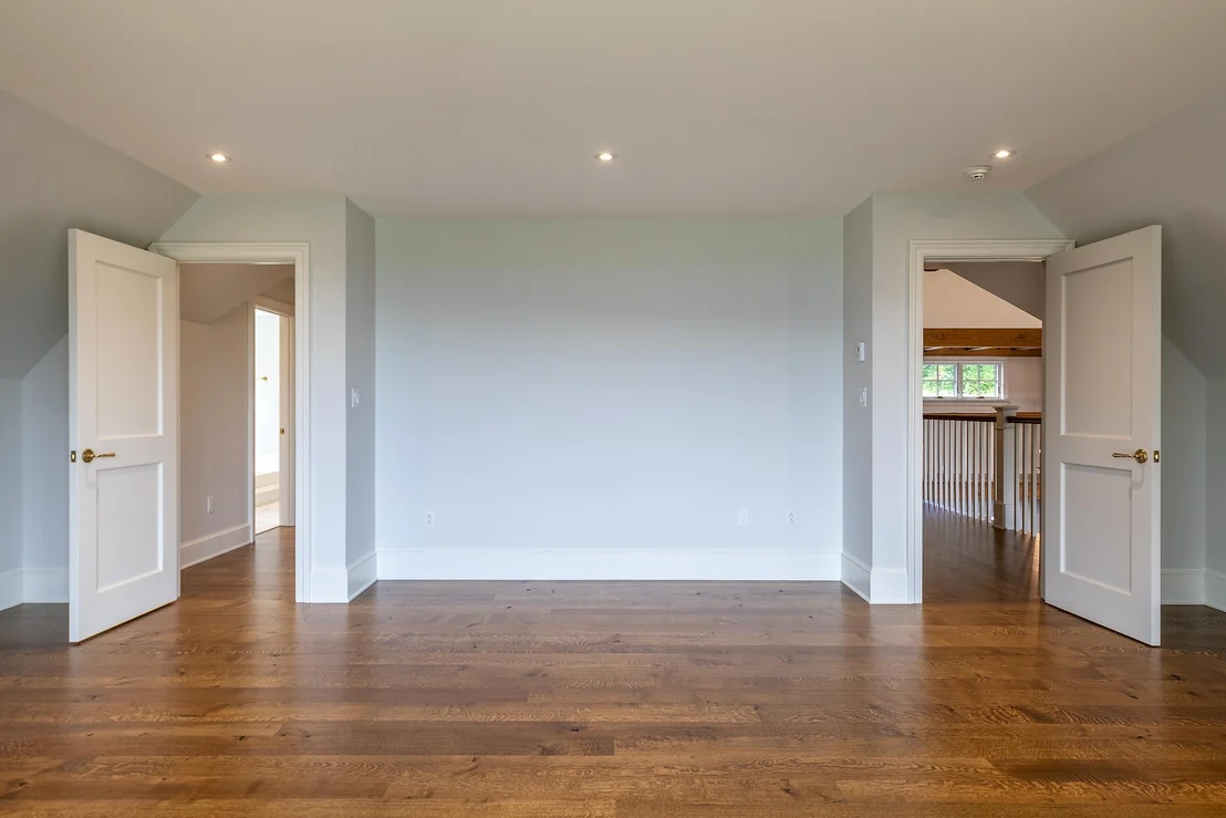 Photo of 551 West Fields