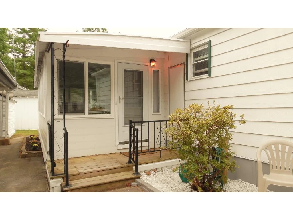 Photo of 235 Robin Hood Dr