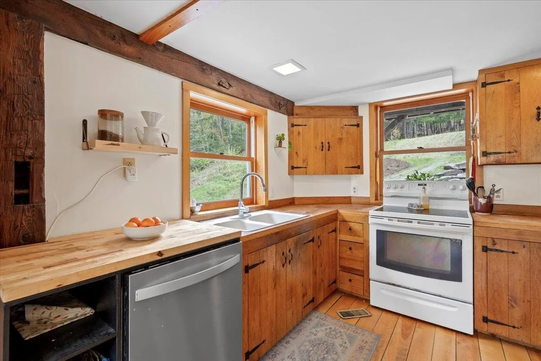 Photo of 278 Spring