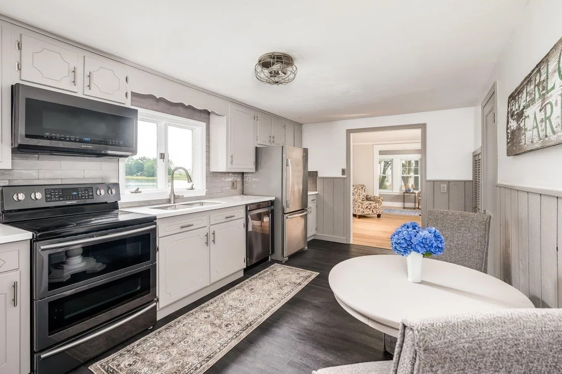Photo of 354 Dover Point