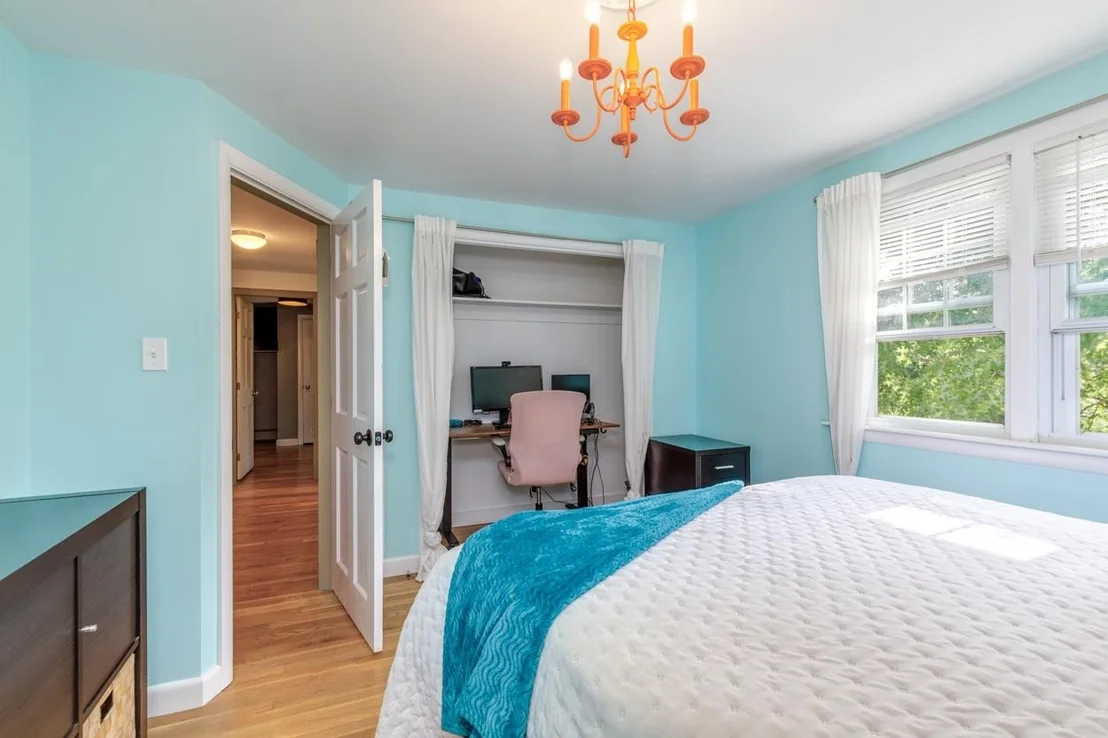 Photo of 234 W Haven