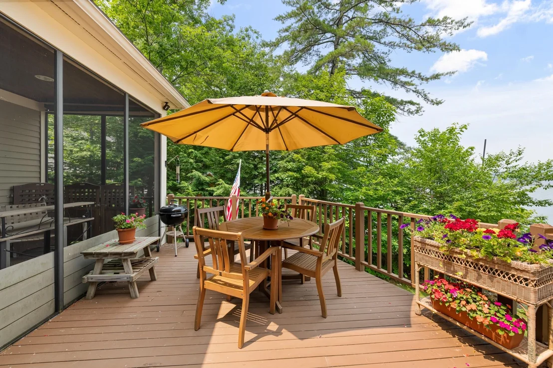 Photo of 33 Arrowhead Point
