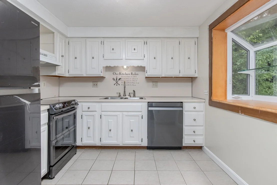 Photo of 20 Redfield