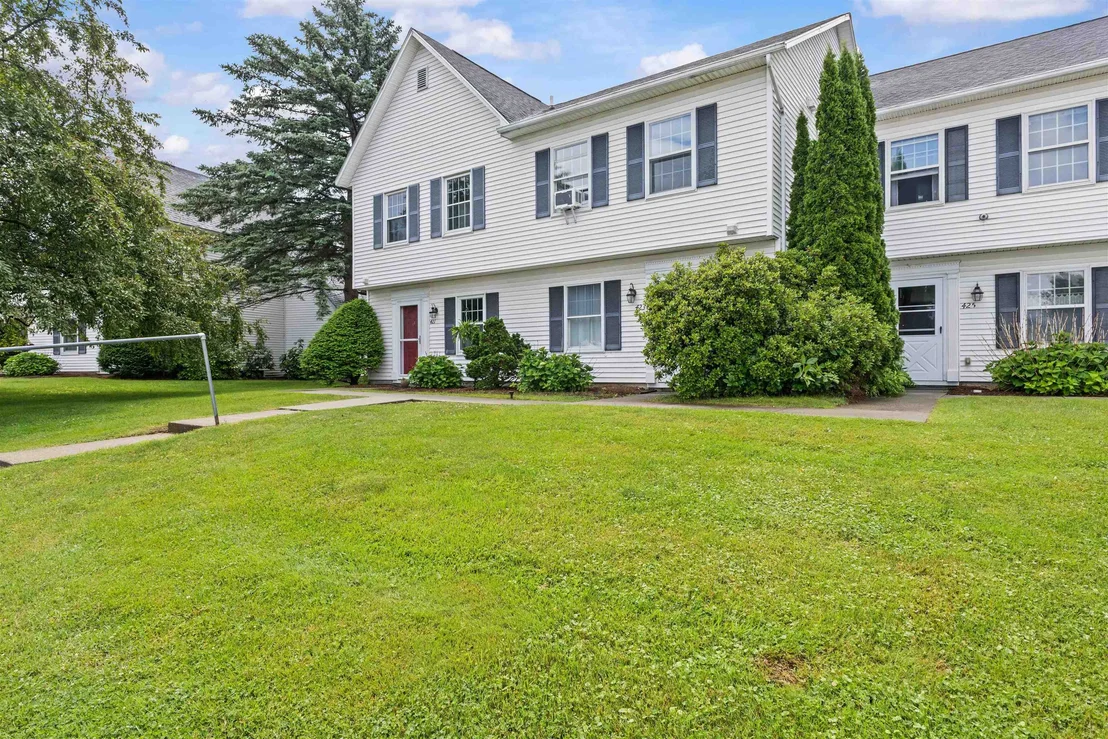 Photo of 423 Westview