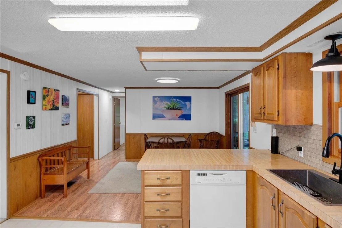Photo of 107 Williston Woods