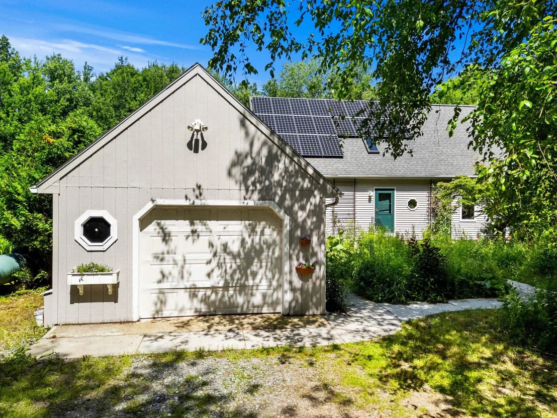 Photo of 33 Mountain View