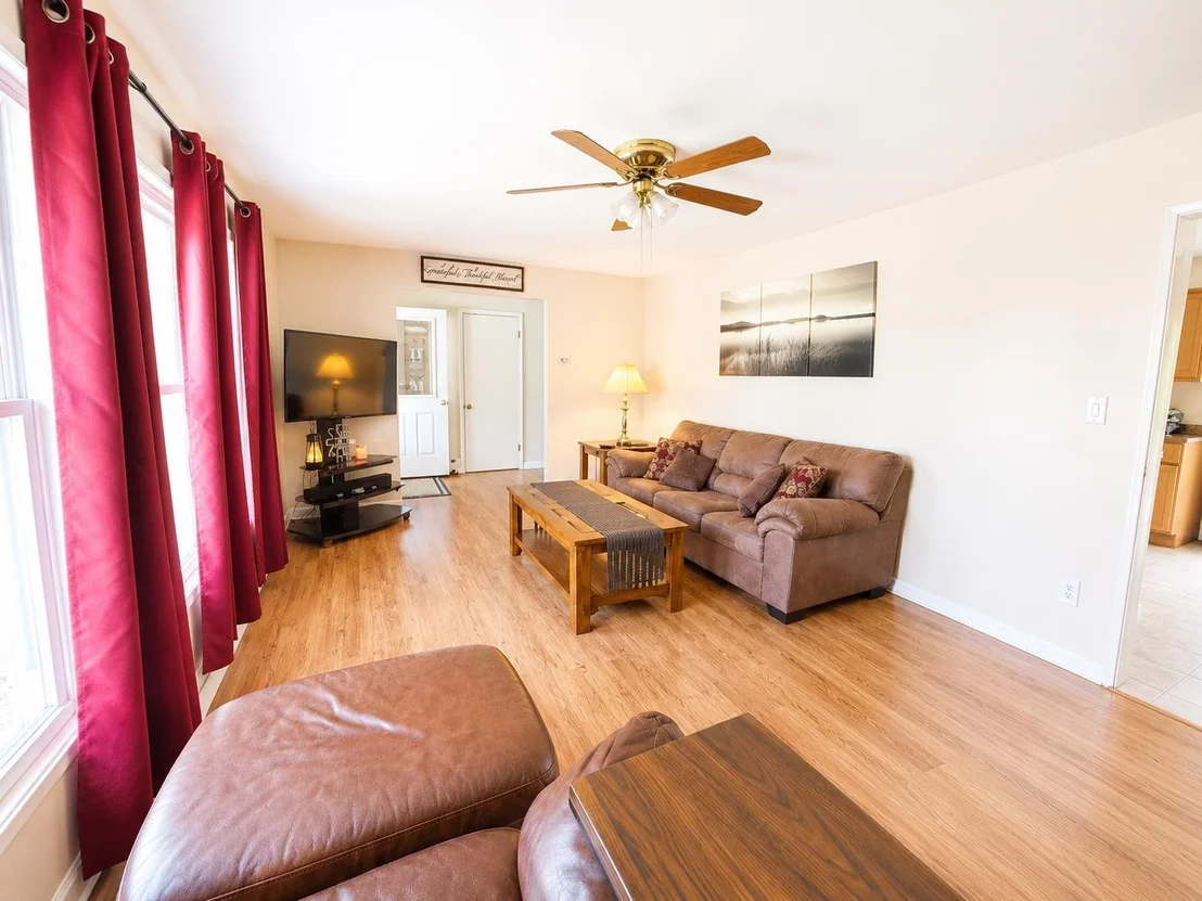 Photo of 49 Jasper