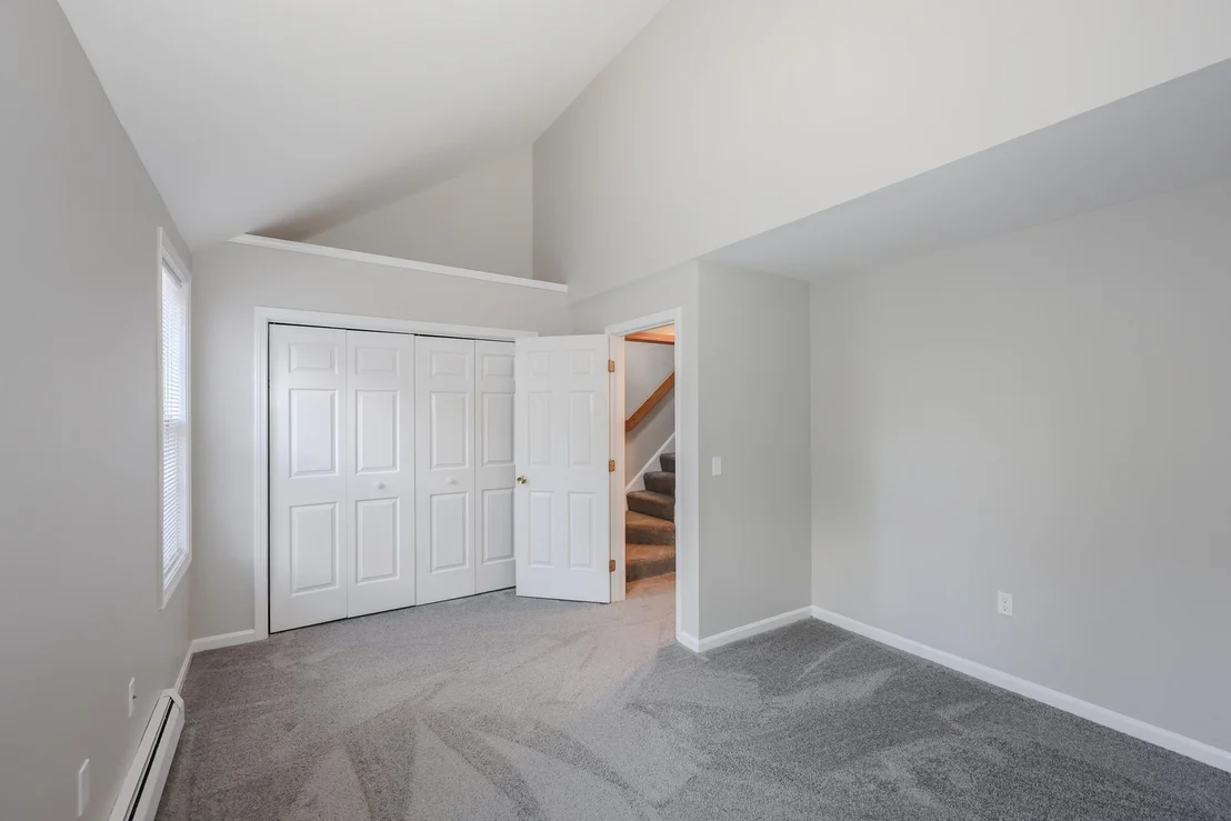 Photo of Unit 104 at 1465 Hooksett
