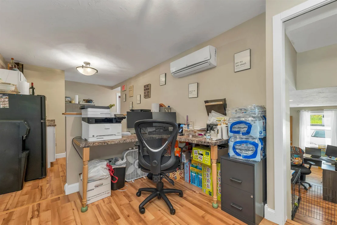 Photo of Unit E at 328 Daniel Webster