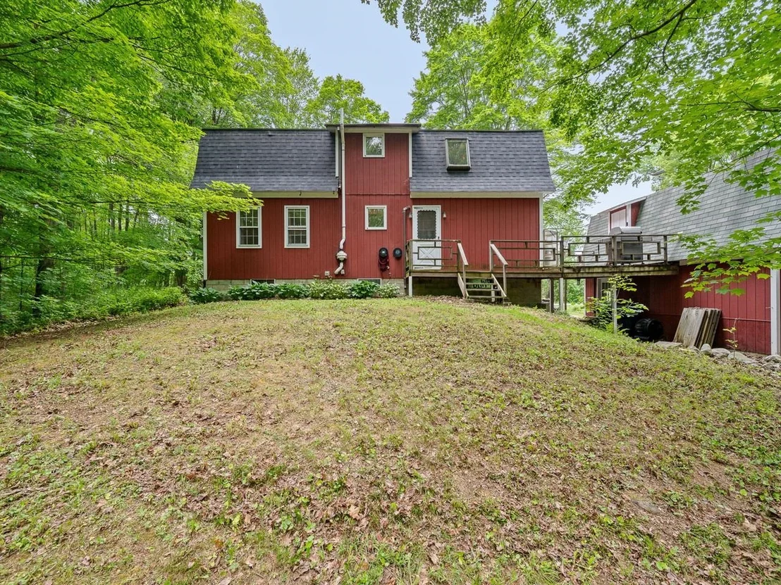 Photo of 1128 Hardscrabble
