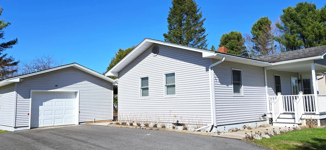 Photo of 33 Lynwood
