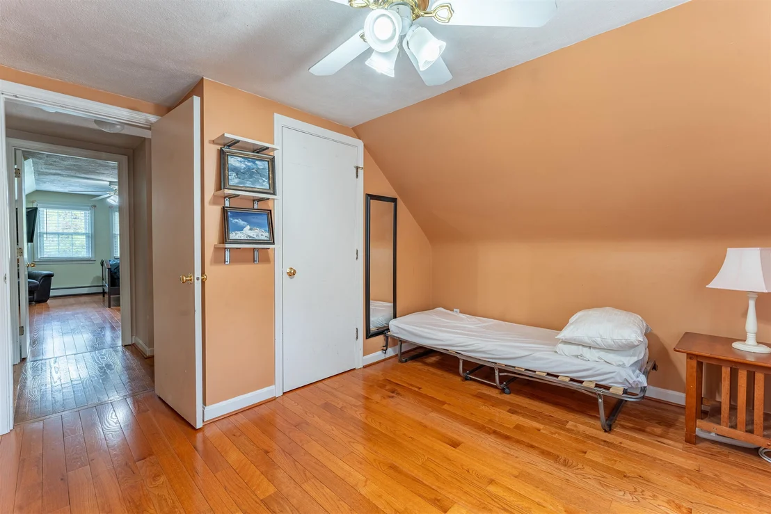 Photo of 34 Oakhill