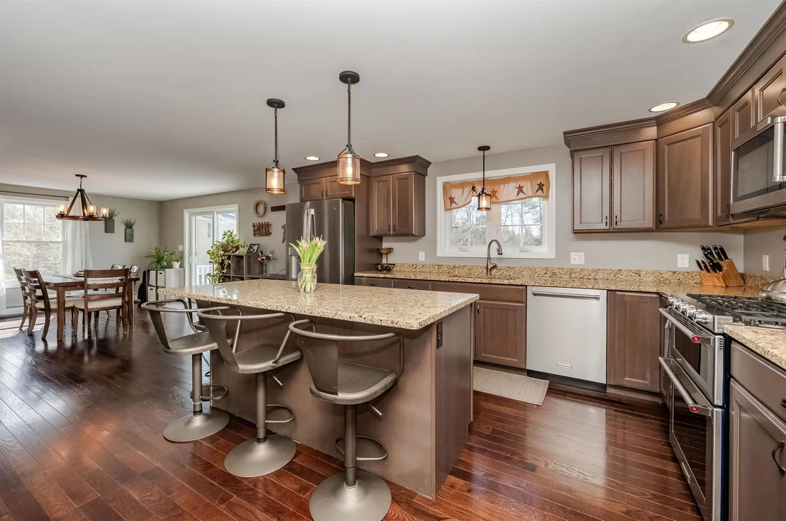Photo of 65 Deerfield