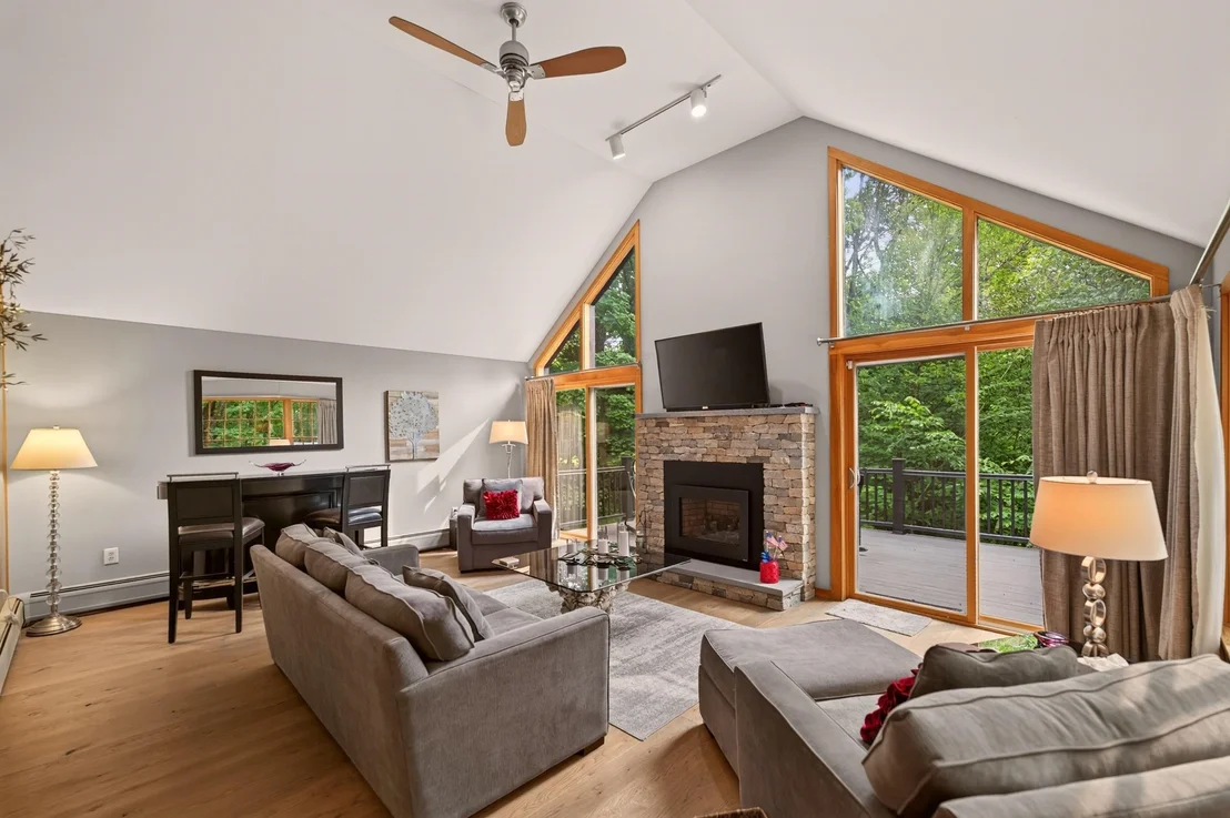 Photo of 11 Stone Ridge