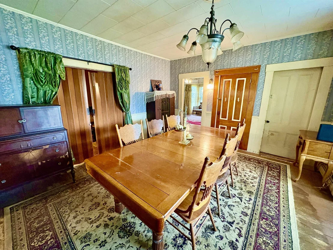 Photo of 1445 Maillett