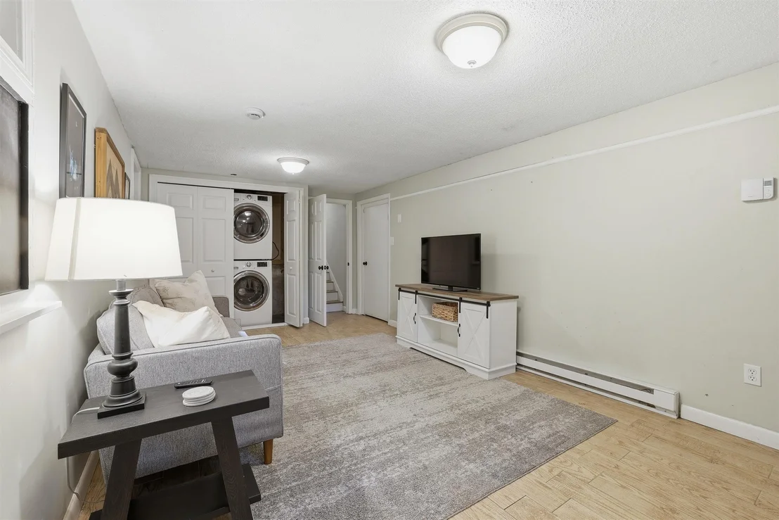 Photo of 65 Londonderry