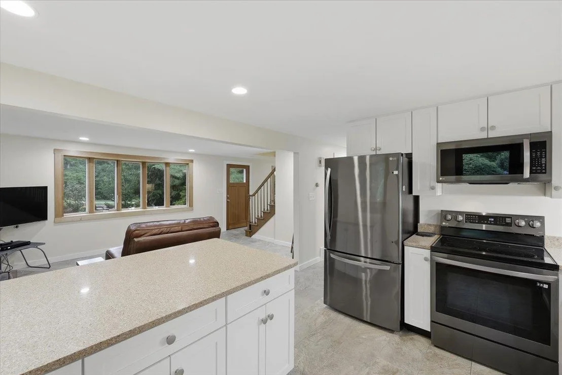 Photo of 16 Lakeview