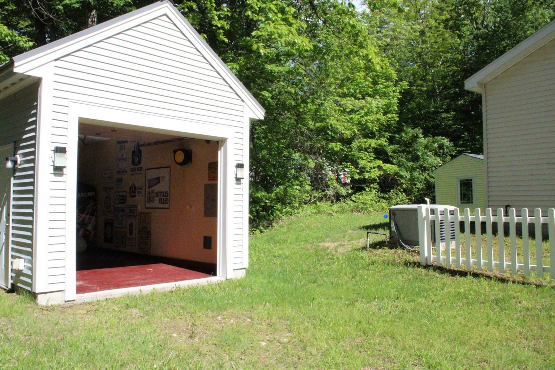 Photo of 461 Jericho