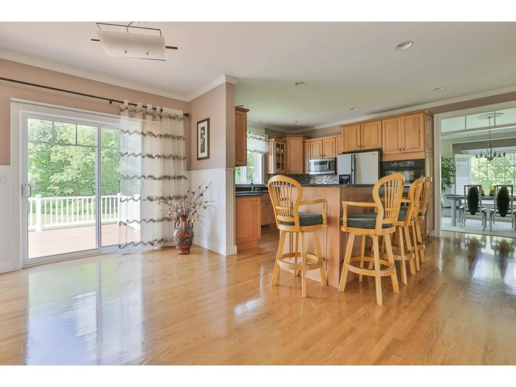 Photo of 357 N Amherst